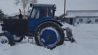 Небольшая поломка перед выездом. Работа на тракторе МТЗ-50.