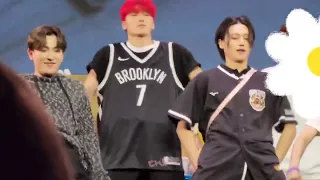 Their reaction to a fan dancing to bouncy , Wooyoung and Jongho admiring and being shocked #ateez