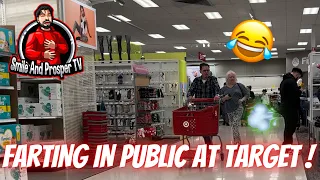 FARTING IN PUBLIC AT TARGET 😂😂😂