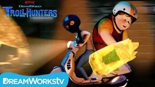 The Vespa Chase | TROLLHUNTERS