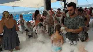 Foam Party in Alania. Пенная вечеринка на корабле в Алании