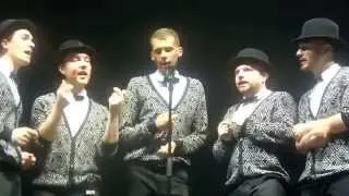 Concert de Stromae à Lyon - acapella tous les mêmes