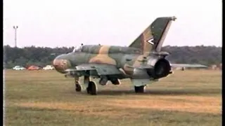 MiG 21 bisz-ek füves gyakorlata.