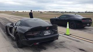 Challenger Hellcat Vs Dodge Viper 1/2 Mile