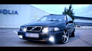 Low Volvo V70 l Glamour shots