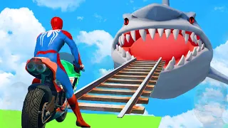 الرجل العنكبوت يعبر فوق سبايدرمان الاصفر ،سبايدرمان الخضر وسبايدرمان الملو =SPIDERMAN COLOR PARKOUR