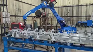 Yaskawa robot aluminum welding with Fronius power source