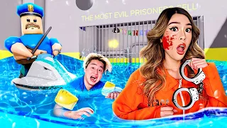 WE ESCAPED WATER BARRY'S PRISON RUN IN ROBLOX (OBBY)