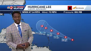 Lee strengthens into a hurricane