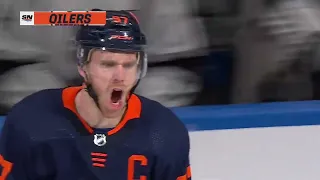 McDavid Goes Solo Mode vs 4 Kings Players (NSFW)