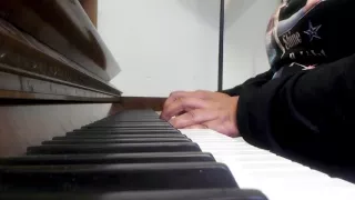 Piano  Free Willy Theme