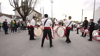 Grupo de Bombos da  A.S.D.C.R. Santiago Maior de Poiares-Ponte de Lima no mercado Velho - Tondela