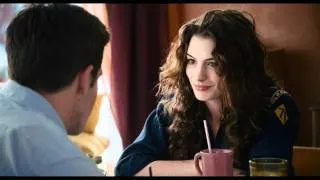 LOVE & OTHER DRUGS | Online Trailer