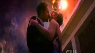 Smallville Chloe & Oliver Scene # 3 10x21 -10x22 season finale