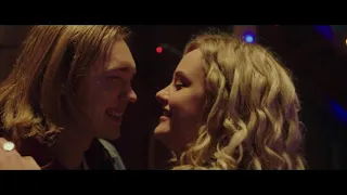 Spontaneous / Kiss Scene — Dylan and Mara (Charlie Plummer and Katherine Langford)