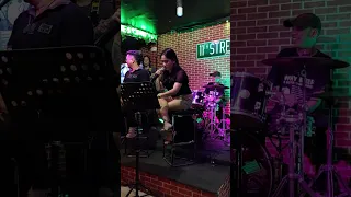 Grabe! Parang original! When we were young - Cover by SOUL8