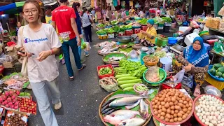 Cambodian street food - Walking exploring Orussey wet market plenty fruit, fish, Vegetables & more