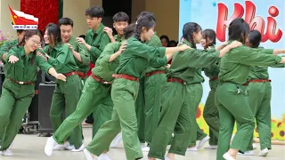 Nhảy "Cô Gái Mở Đường Remix" "Sẽ Chiến Thắng" | 12D8, K62 THPT Việt Nam - Ba Lan