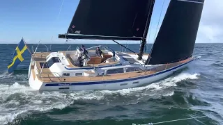 Hallberg-Rassy 50 sailing