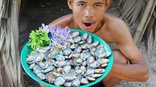 Survival Skill Cooking roasted oyster and eating delicious