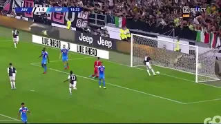 Higuain's awesome goal for Juventus against Napoli