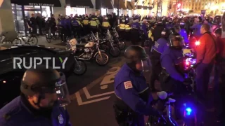 Полиция США применила слезоточивый газ против протестующих накануне инаугурации Трампа