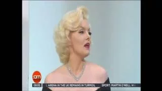 Suzie Kennedy as Marilyn Monroe on TV with Juliens Auctions June 2016