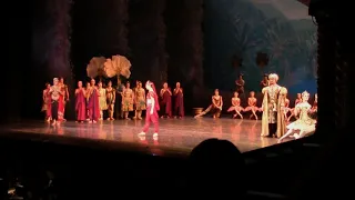 "La Bayadere" (1)