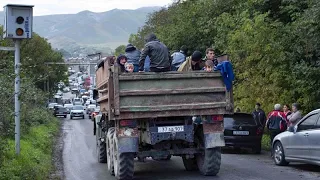 Schon 42.000 aus Berg-Karabach geflohen - Baerbock fordert Beobachter