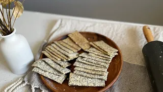 You never need to buy crackers again! Your Number 1 Sourdough Discard cracker recipe