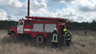 Кременчуцькі рятувальники відпрацювали дії з ліквідації гасіння лісової пожежі