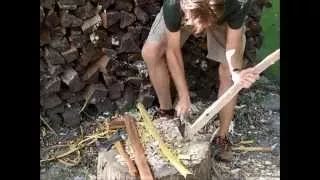 Woodworking with a Hatchet - Norlund vs Japanese ax