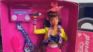 Распаковка и обзор куклы Barbie Rewind 80s 2021 года🎀Четвертая Штеффи🎤🎹Портретка певицы Сандры?