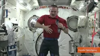 Astronaut Explains How You Puke in Space