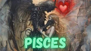 PISCES SOMEONE GIVES YOU A BIG SURPRISE 🎁😱💥 ARE YOU PREPARED ❓ PISCES LOVE TAROT READING