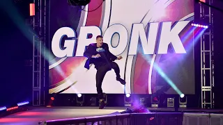 Gronk makes WWE debut to WCW 3 Count theme