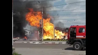 Годину ліквідовували пожежу на газовій заправці в Житомирі