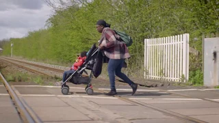 Level crossings - Mum in a hurry