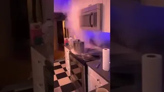 Возгорание на кухне.