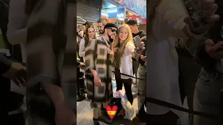 ❤️🇪🇦 YANDEL COMPARTIENDO CON SUS FANS EN ESPAÑA #yandel #fans #españa