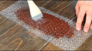 Spread the chocolate over bubble wrap: this hack is genius