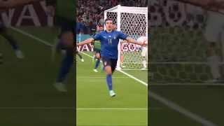 Chiesa knee slide | chiesa skills | chiesa goal vs spain | chiesa speed | chiesa euro 2020 | #chiesa