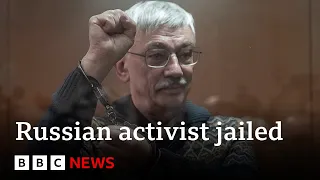 Russian human rights activist Oleg Orlov jailed over Ukraine war opposition | BBC News