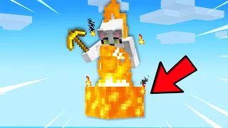 ¡Solo el 0,9% SOBREVIVE en este BLOQUE DE LAVA! 🔥😱 Minecraft