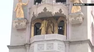 Duomo di Messina  orologio astronomico ore 12.00 movimenti e suoni straordinari