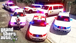 GTA 5 - Stealing SADCR Emergency Vehicles with Franklin! (Real Life vehicles)