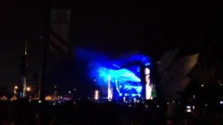 Jay-Z & Kanye West - N****S IN PARIS live