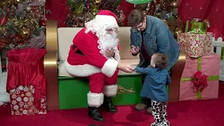 Signing Santa Brings Joy to Deaf and Hard of Hearing Children in Oklahoma City