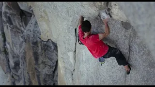 Free soloing the Enduro Corner, El Capitan with Traverse.