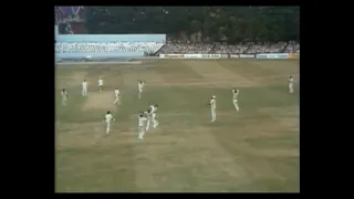ENGLAND v WEST INDIES 4th TEST MATCH DAY 4 HEADINGLEY JULY 26 1976 SIR ANDY ROBERTS BOB WILLIS